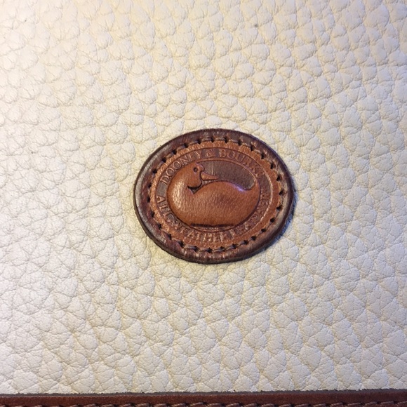 Dooney & Bourke “All Weather Leather” Financial Wallet - Built in TI Calculator - Picture 11 of 13